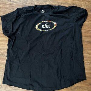 Nike T Shirt